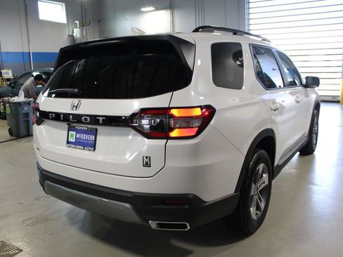 New 2026 Honda Pilot EX-L image 13