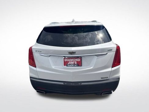 Used 2017 Cadillac XT5 Luxury w/ Driver Awareness Package FWD image 3