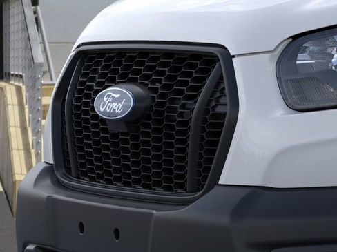New 2026 Ford Transit 250 Low Roof RWD image 17