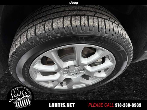 Certified 2023 Jeep Compass Latitude image 24