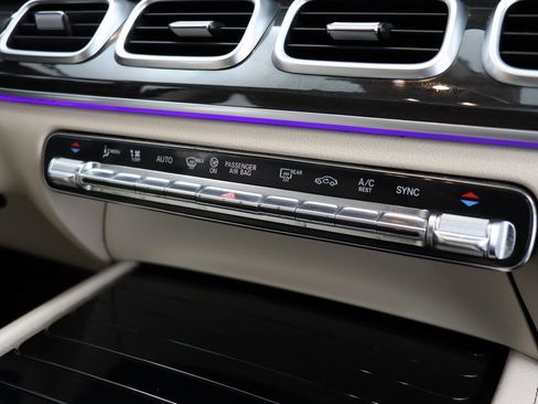 Used 2020 Mercedes-Benz GLE 350 GLE 350 image 32