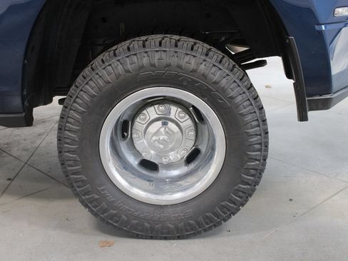 Used 2024 RAM 3500 Tradesman w/ Chrome Appearance Group AWD/4WD image 21