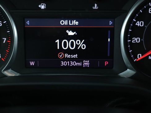 Used 2022 GMC Acadia AT4 image 13