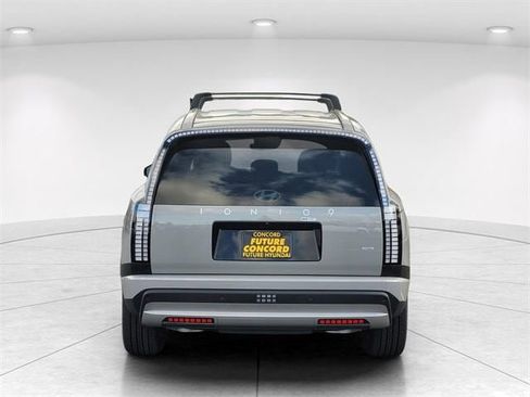 New 2026 Hyundai Ioniq 9 SE image 4