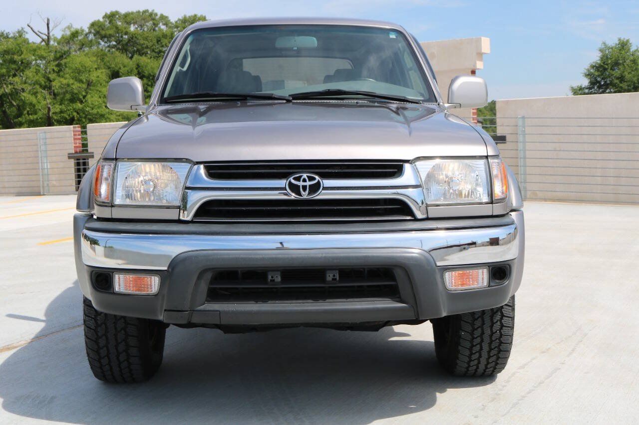 Used 2002 Toyota 4Runner SR5 AWD/4WD image 56