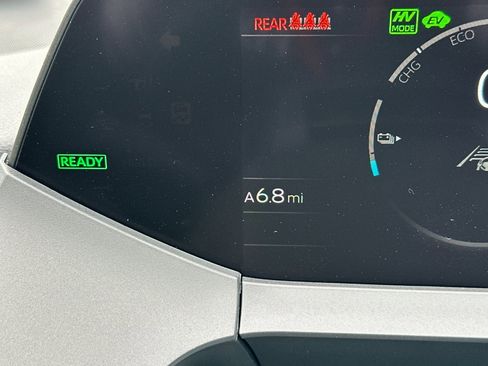 New 2026 Toyota Prius Plug-In Hybrid FWD image 24
