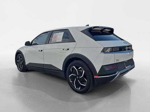 Certified 2024 Hyundai Ioniq 5 SEL RWD image 5