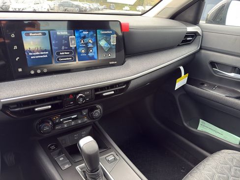 New 2026 Nissan Kicks SV w/ Cold Weather Package image 21