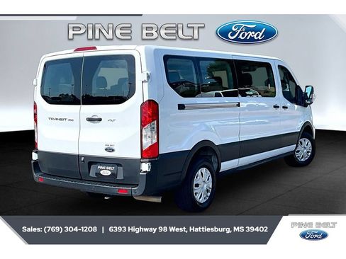 Used 2023 Ford Transit 350 XLT RWD image 11