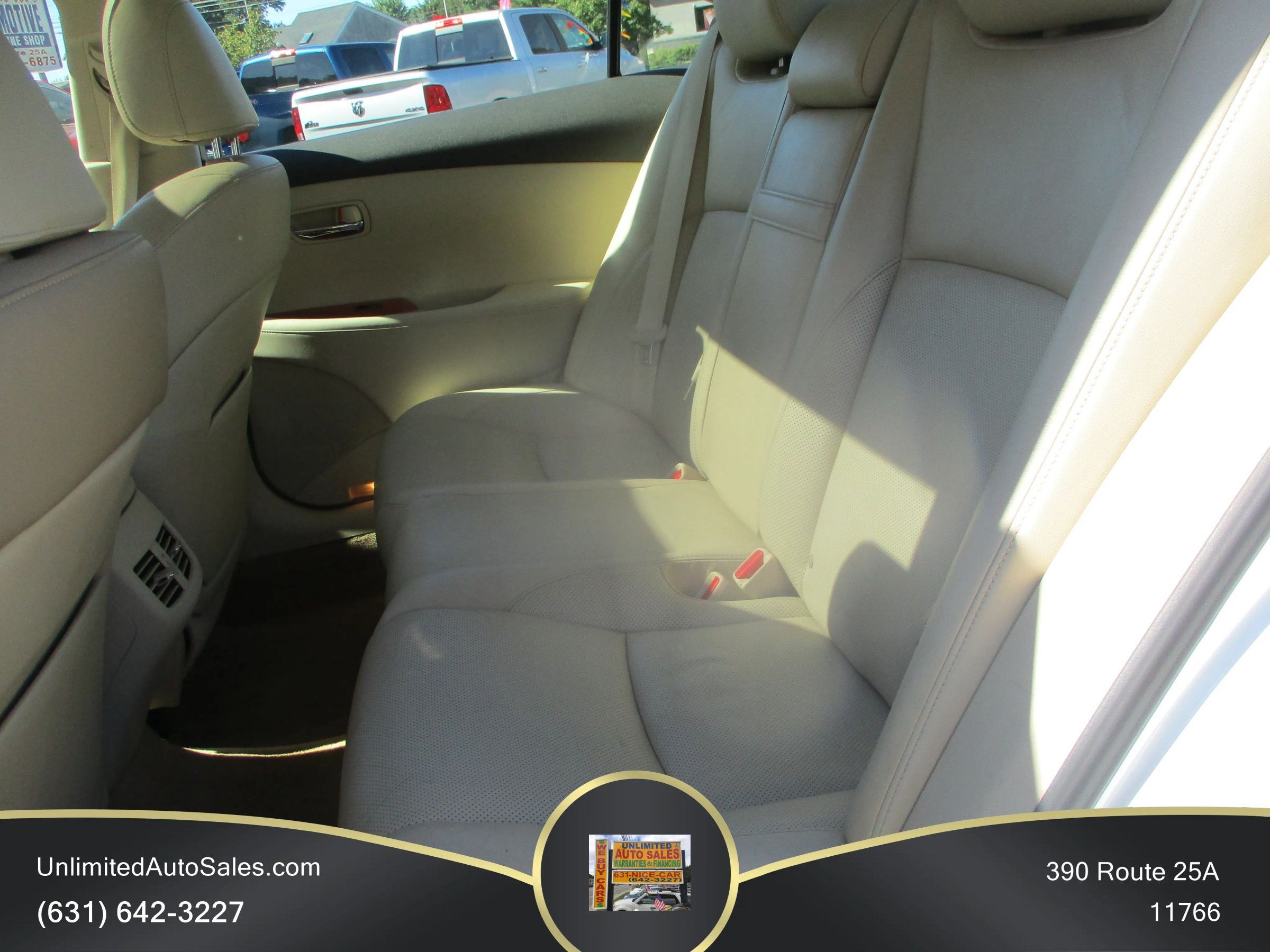Used 2011 Lexus ES 350 FWD image 6