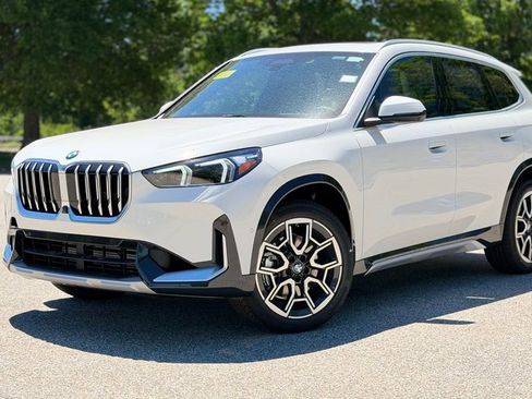 New 2026 BMW X1 xDrive28i w/ Technology Package AWD/4WD image 1