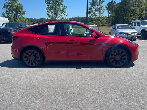 Used 2023 Tesla Model Y Performance AWD/4WD image 8