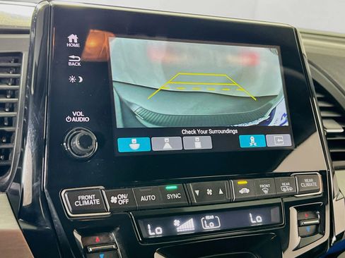 Used 2023 Honda Odyssey Touring image 14