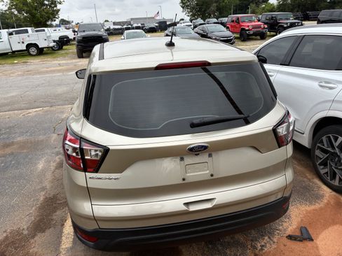 Used 2018 Ford Escape S FWD image 7