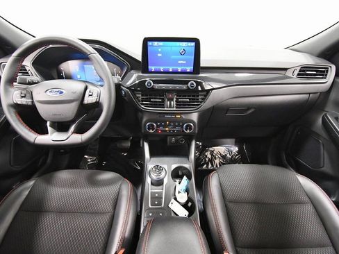Used 2025 Ford Escape ST-Line Select image 3