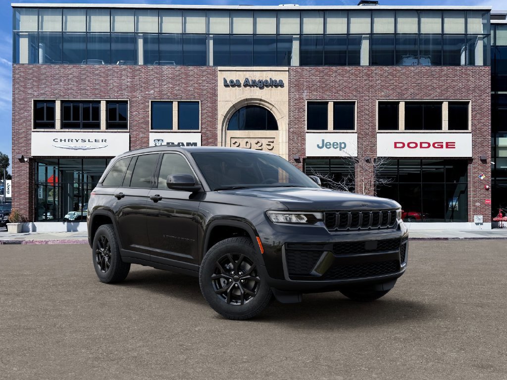 New 2026 Jeep Grand Cherokee Altitude RWD image 5