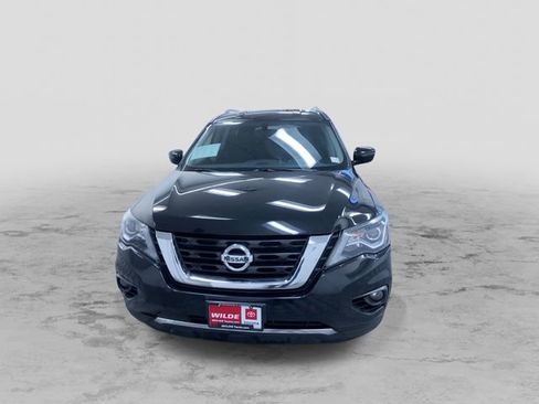 Used 2017 Nissan Pathfinder SV w/ SV Cold Weather Package image 5