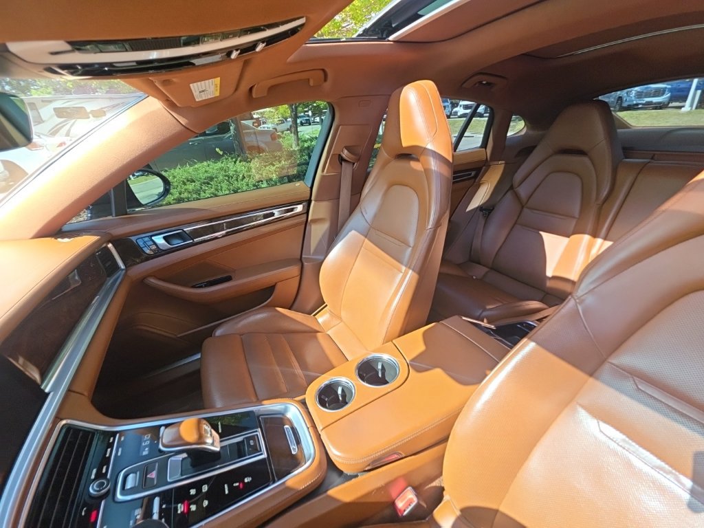 Used 2018 Porsche Panamera 4 w/ Premium Package Plus AWD/4WD image 23