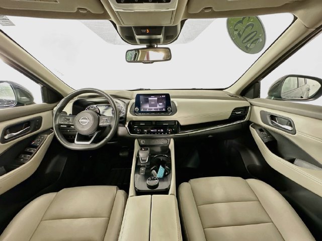 Used 2023 Nissan Rogue SL AWD/4WD image 3