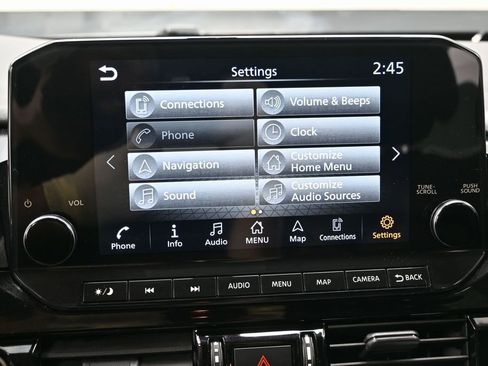 Used 2023 Nissan Pathfinder SL w/ Black Appearance Package image 26