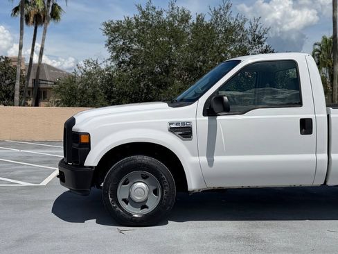 Used 2008 Ford F250 XL RWD image 3