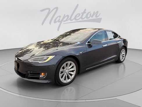 Used 2018 Tesla Model S AWD image 1