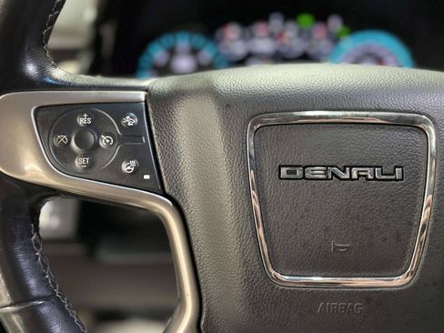 Used 2019 GMC Yukon XL Denali w/ Open Road Package AWD/4WD image 35
