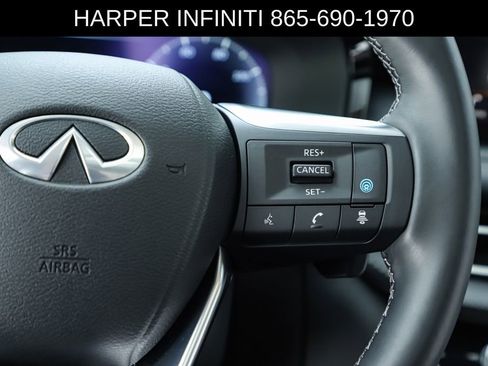 Used 2025 INFINITI QX60 Sensory AWD/4WD image 23