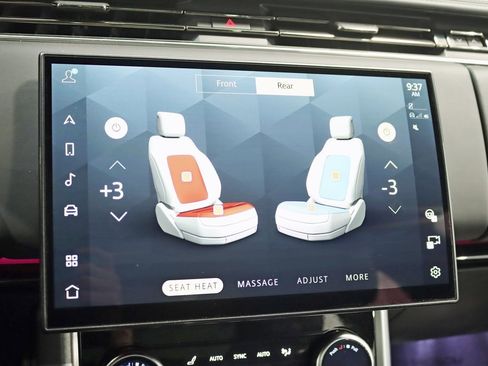 Used 2023 Land Rover Range Rover SE image 25