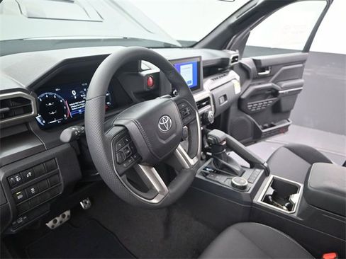 New 2025 Toyota Tacoma TRD Sport image 4