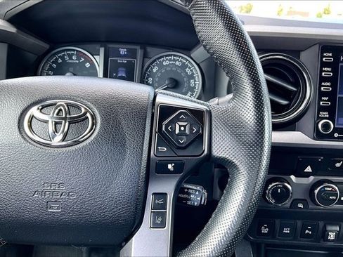 Used 2021 Toyota Tacoma TRD Pro AWD/4WD image 13