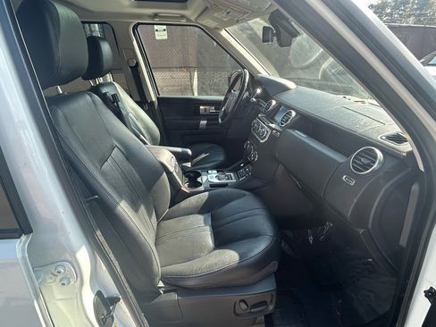Used 2016 Land Rover LR4 HSE Silver Edition image 18