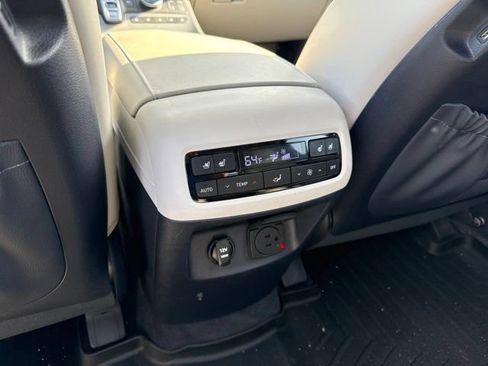 Used 2021 Hyundai Palisade Calligraphy AWD/4WD image 18