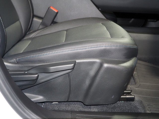 Used 2024 Chevrolet Equinox EV FWD LT w/ 2LT w/ LPO, Blackout Package image 64