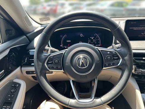 Used 2024 Acura MDX SH-AWD w/ Technology Package image 16