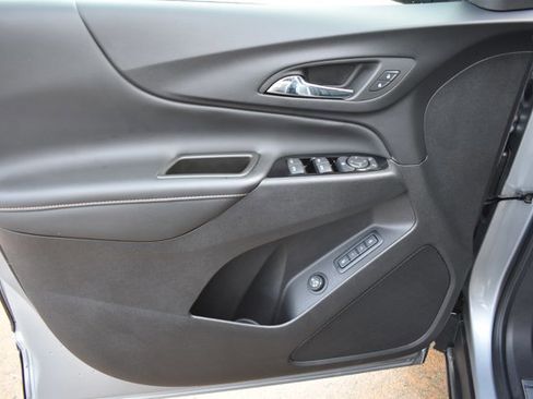 Used 2023 Chevrolet Equinox Premier w/ LPO, Floor Liner Package image 13