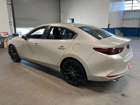 Used 2025 MAZDA MAZDA3 s FWD image 5