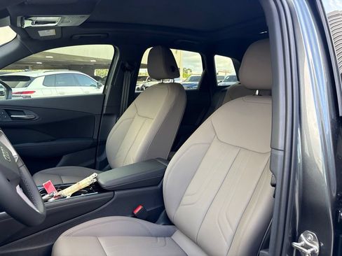 New 2026 Audi Q3 quattro 2.0T AWD/4WD image 13