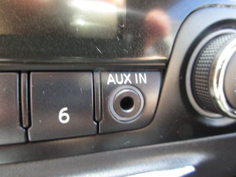 Used 2015 Nissan Rogue S w/ Convenience Package AWD/4WD image 25
