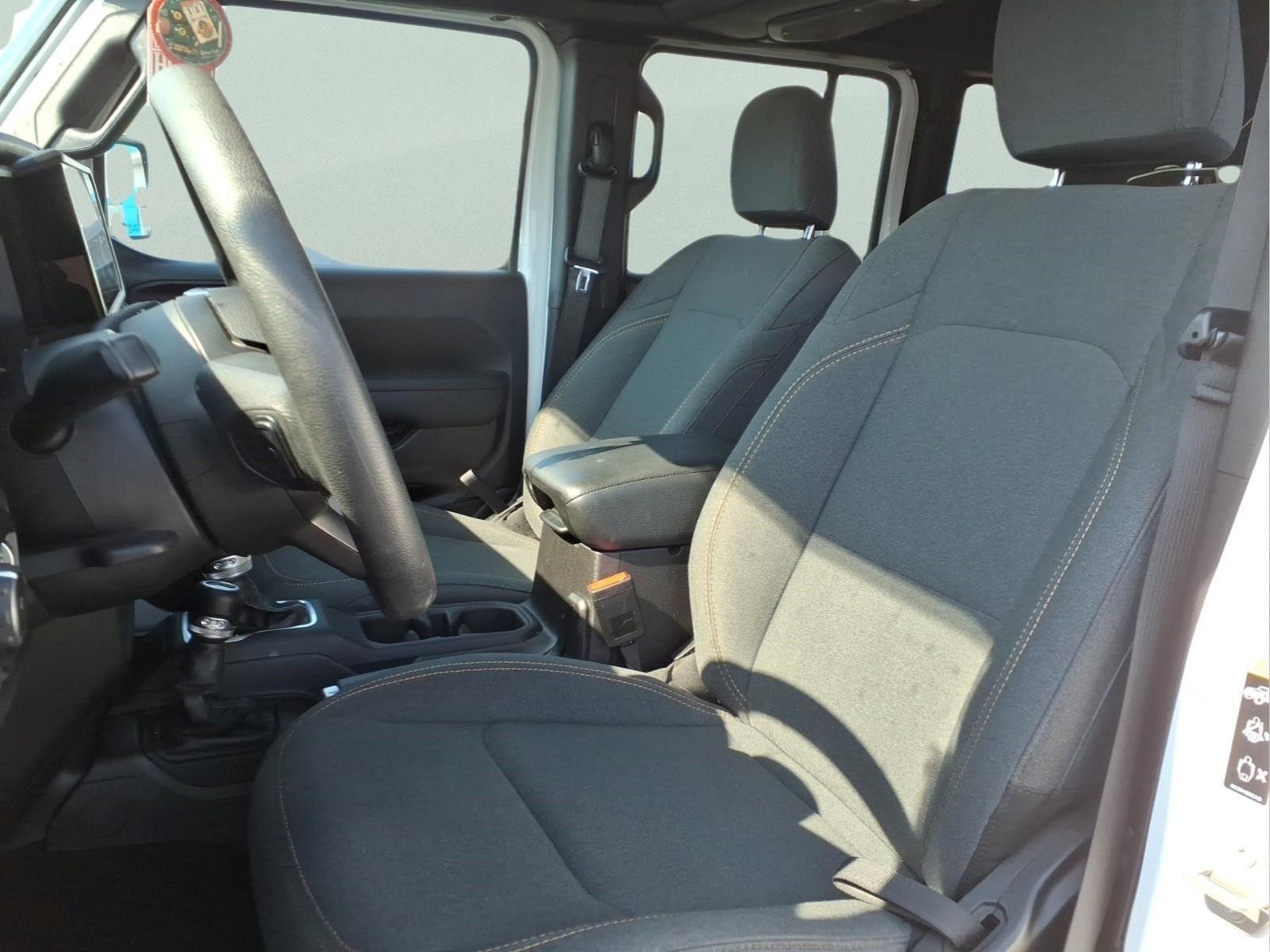 Used 2024 Jeep Wrangler Unlimited Sport AWD/4WD image 19