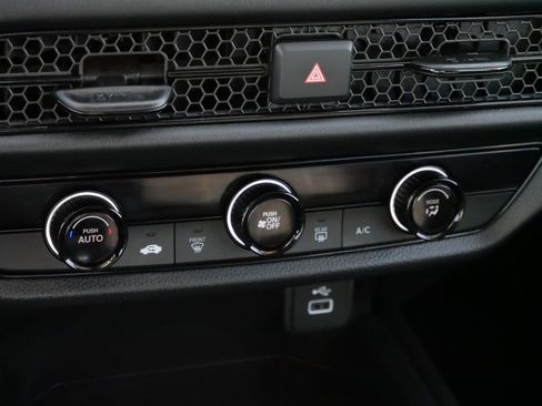 Certified 2023 Honda HR-V LX image 23