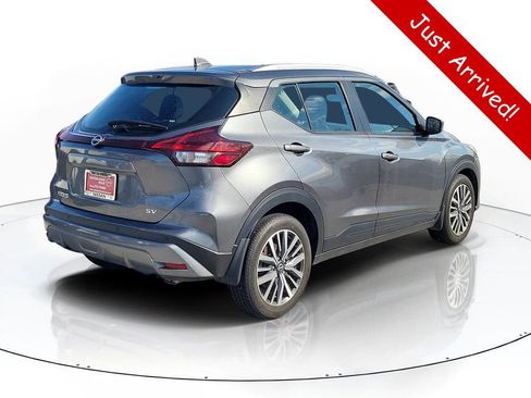 Used 2024 Nissan Kicks SV FWD image 4
