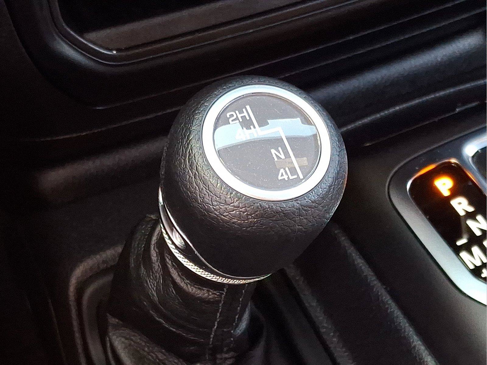 Used 2023 Jeep Gladiator Sport AWD/4WD image 22