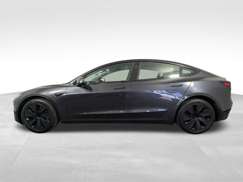 Used 2024 Tesla Model 3 Standard Range image 16