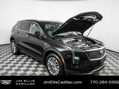 Used 2024 Cadillac XT4 Premium Luxury AWD/4WD image 33