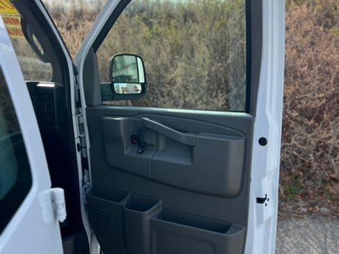 Used 2023 GMC Savana 2500 w/ Driver Convenience Package image 23