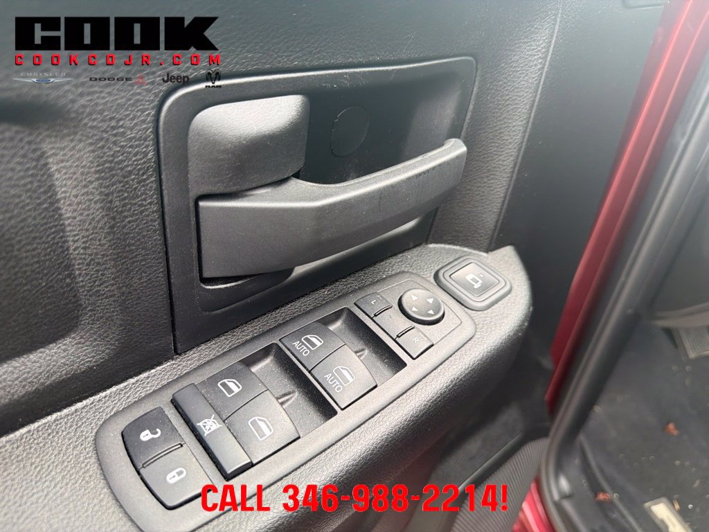 Used 2024 RAM 2500 Tradesman w/ Chrome Appearance Group AWD/4WD image 12