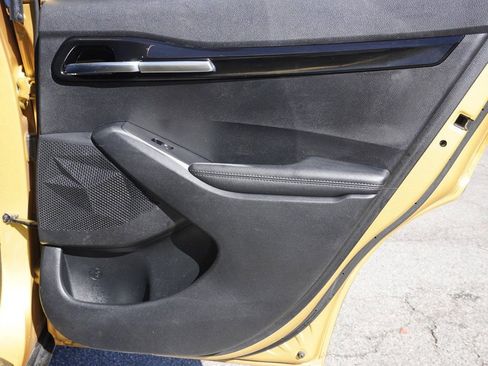 Used 2022 Kia Seltos SX w/ Sunroof Package image 26