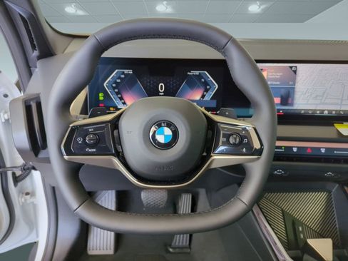 Used 2025 BMW X3 xDrive30i w/ Premium Package image 13