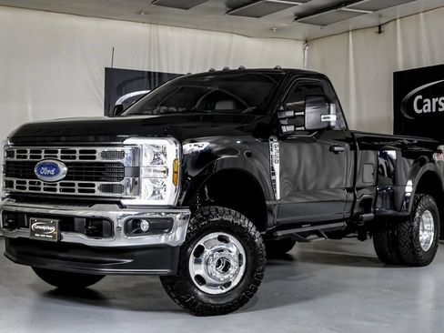 Used 2024 Ford F350 XLT AWD/4WD image 4